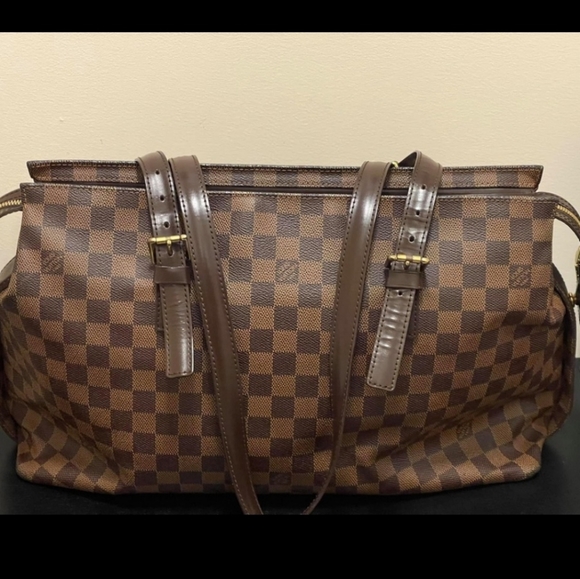💕💯Authentic Louis Vuitton Chelsea Damier Ebene Shoulder Bag💕 - Picture 1 of 15